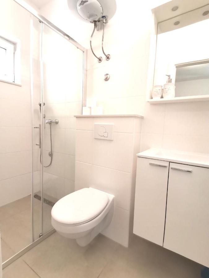 Superior Apt, 4 Rooms, 4 Bathrooms Promajna Exterior foto
